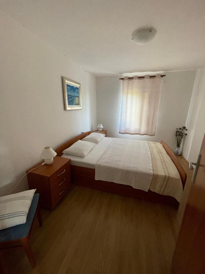 Holiday Home Noeli & Diego Karlobag Buitenkant foto
